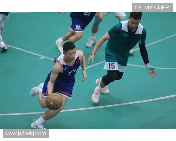 男篮热身赛击败立陶宛,教练组:年轻球员发挥出色 男篮热身赛击败立陶宛,教练组:年轻球员发挥出色